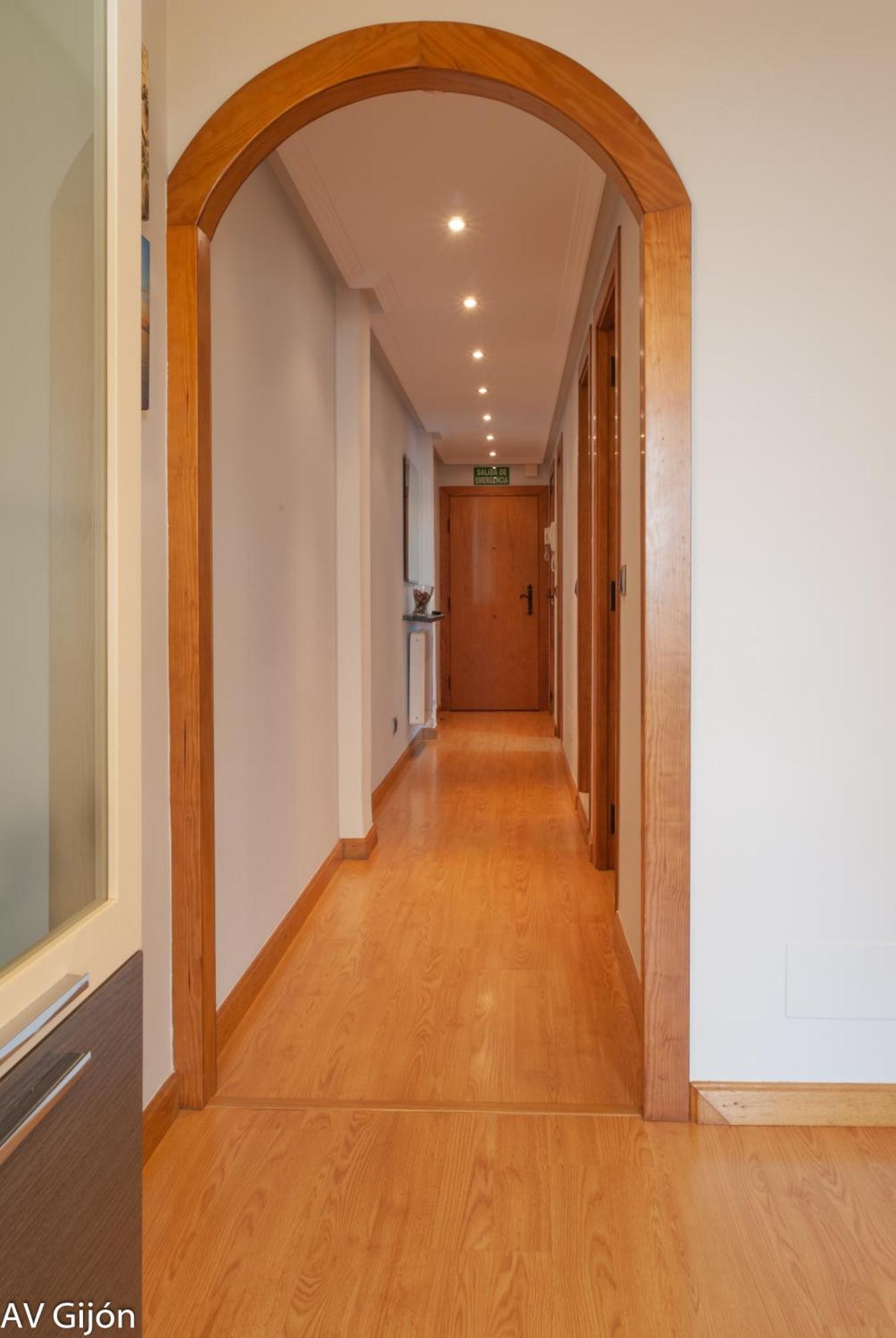 Av Premio Real 16 Apartment Хихон Екстериор снимка