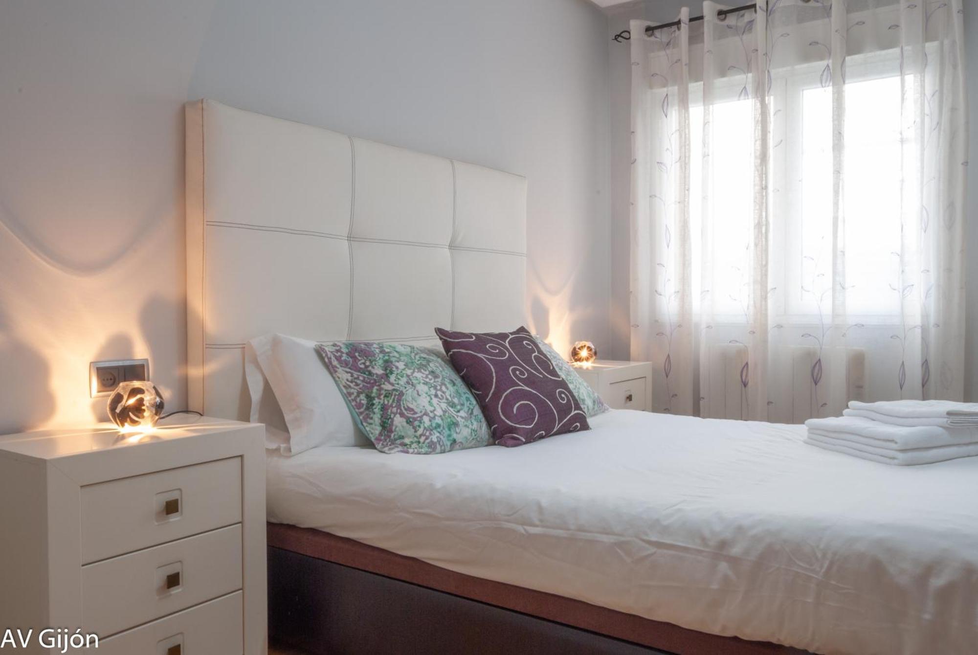 Av Premio Real 16 Apartment Хихон Екстериор снимка